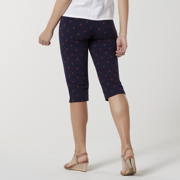 cherry capri leggings, size PL (Petite Large) - Picture 3 of 3